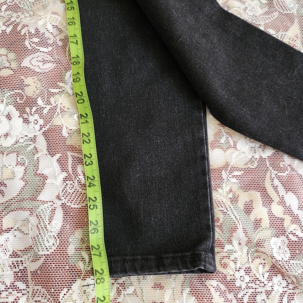 🔥Time&True High Rise Curvy Skinny Womens Charcoal Denim Jeans Size 4/28 - Picture 9 of 9